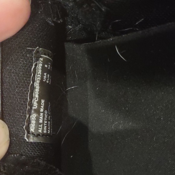 Slip resistant shoes - Picture 5 of 7